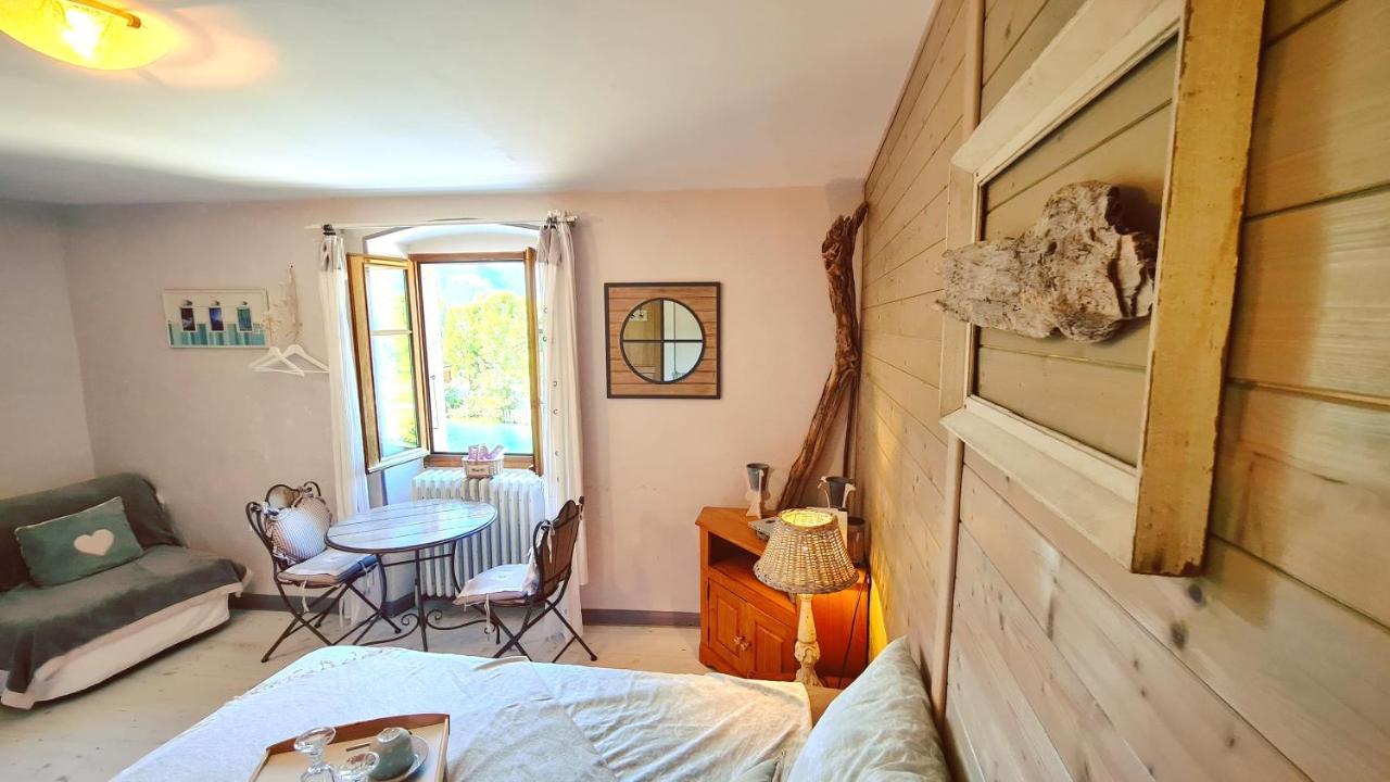 Bed and Breakfast Le Doux Nid Chanaz Esterno foto