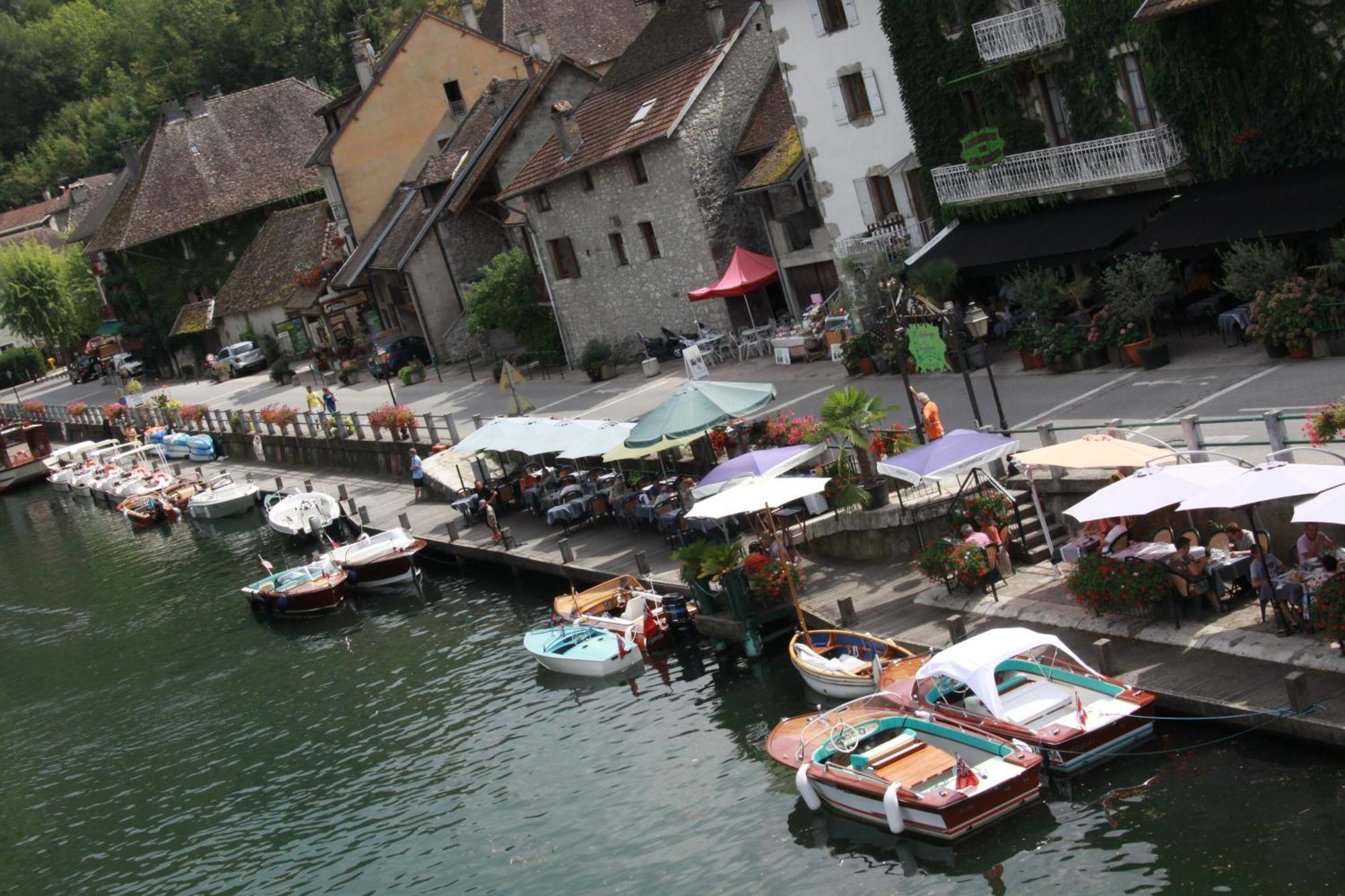 Bed and Breakfast Le Doux Nid Chanaz Esterno foto